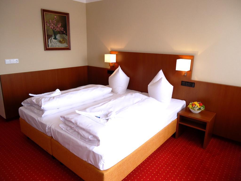 Hotel Gasthof Posthalter Цвізель Номер фото